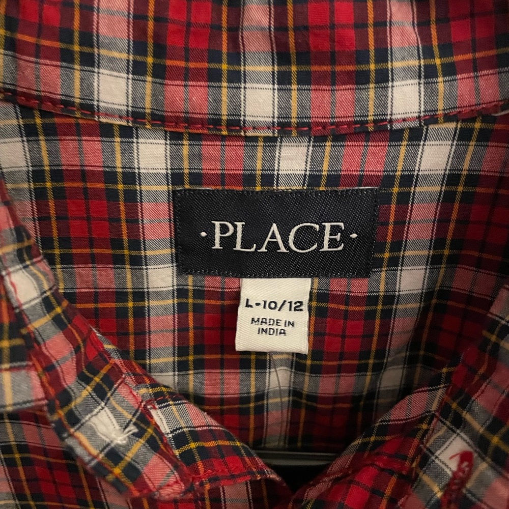 Boys children’s place plaid dress shirt